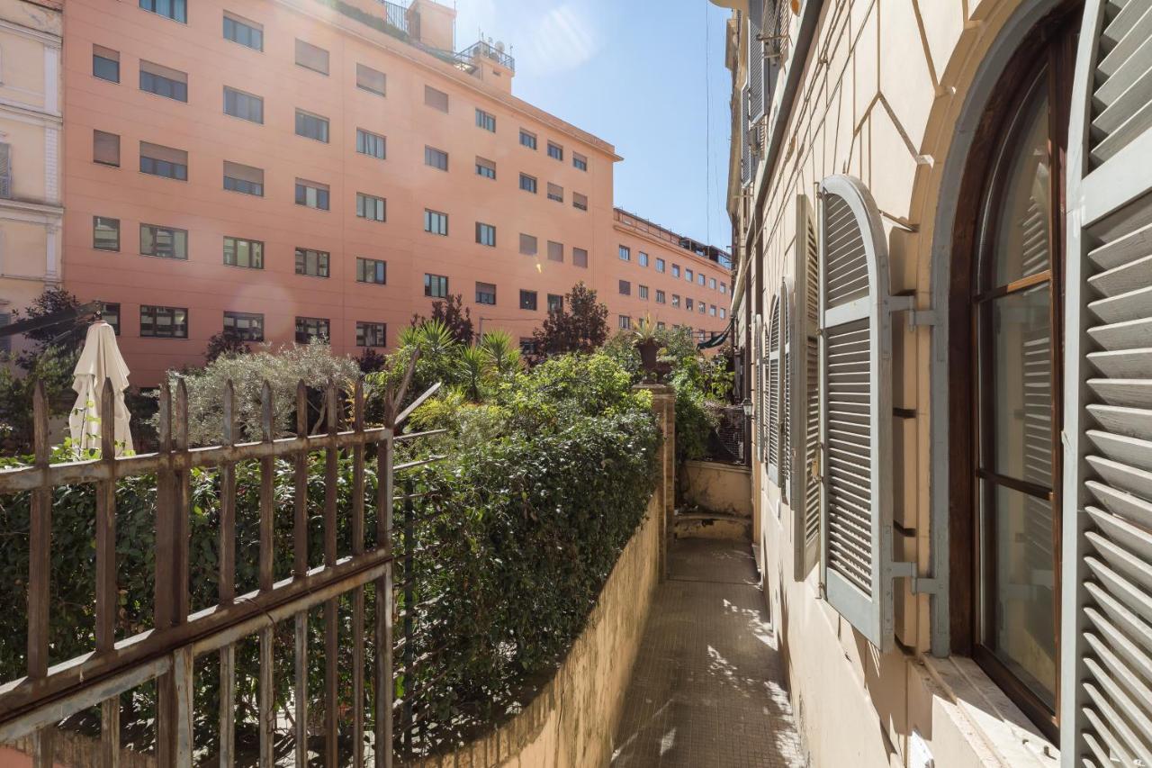 A World Aparts - 40 Sforza Rom Exterior foto